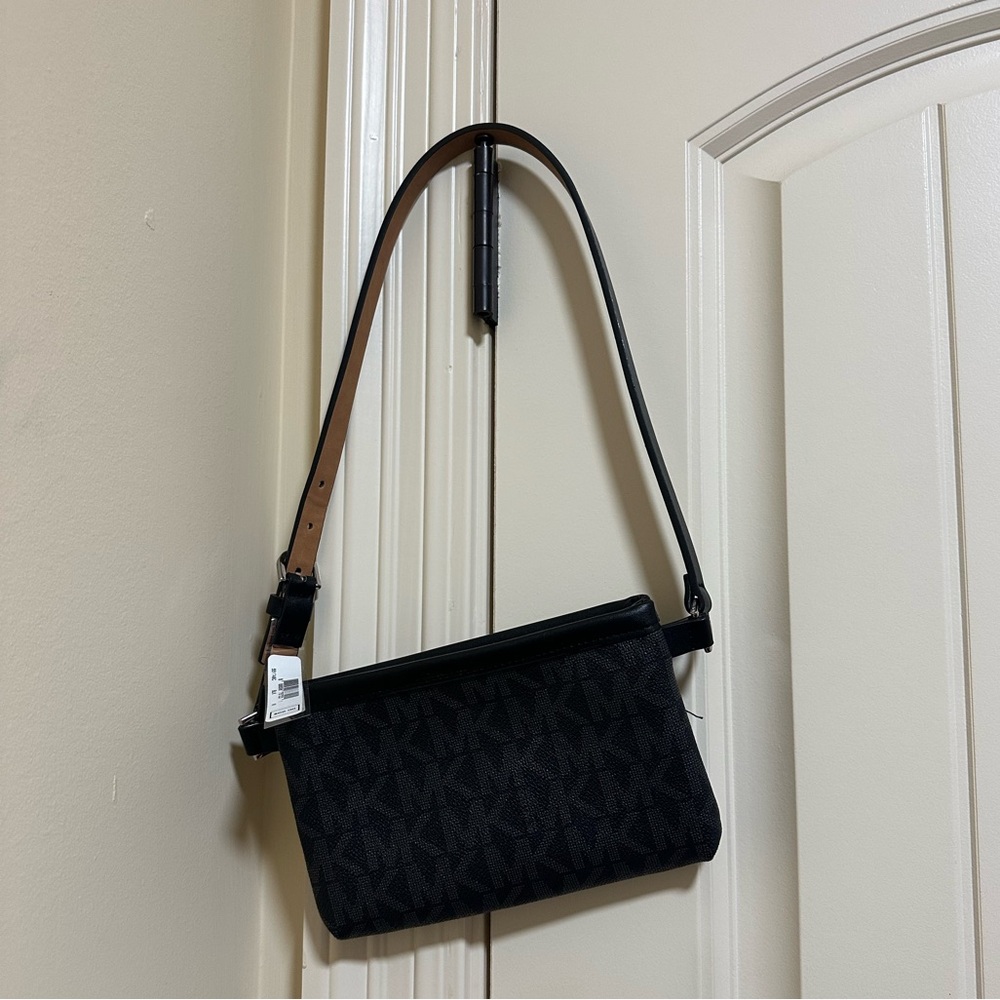 NWT Michael Kors Clutch Purse